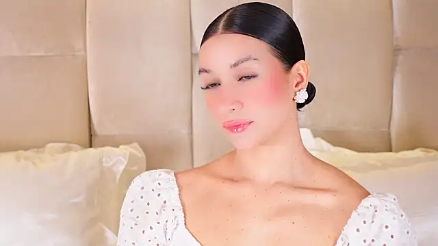 KiraKayleigh1 online show from December 2025 12:28:02 AM