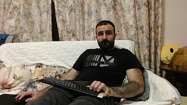 ivat80 online show from January 2025 07:37:01 PM