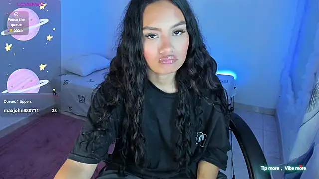 Riana Kean online show from January 2025 02:43:01 AM