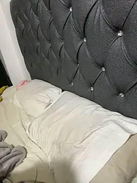 Riana Kean online show from February 2025 02:49:01 AM