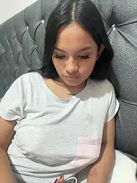 Riana Kean online show from February 2025 05:05:02 AM