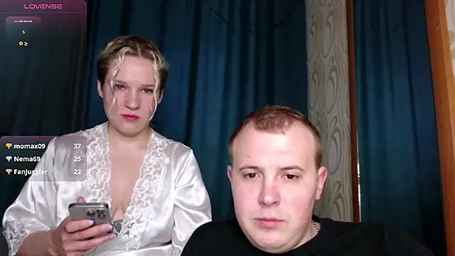 MrMrsRight online show from February 2025 12:37:01 PM