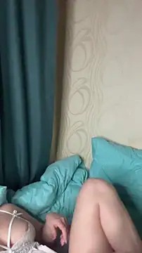 MrMrsRight online show from February 2025 08:15:01 PM