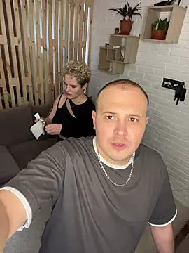 MrMrsRight online show from October 2025 08:49:01 AM