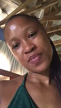 Snapshot of Amazingboodie chatting on December 2024 06:09:02 AM Amazingboodie online show from December 2024 06:09:02 AM