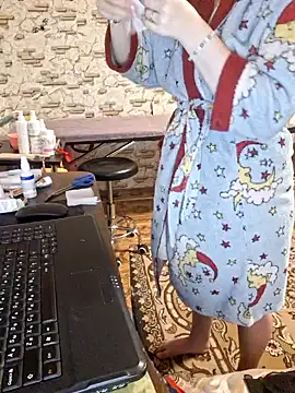  Kitti  online show from March 2025 06:12:02 PM