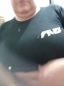 Snapshot of Shanttal0272 chatting on September 2025 02:52:02 PM Shanttal0272 online show from September 2025 02:52:02 PM