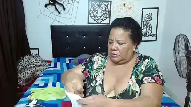 Snapshot of Shanttal0272 chatting on October 2025 01:50:01 AM Shanttal0272 online show from October 2025 01:50:01 AM