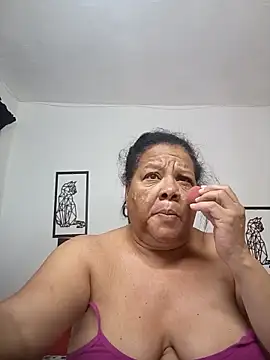 Snapshot of Shanttal0272 chatting on November 2025 09:25:01 PM Shanttal0272 online show from November 2025 09:25:01 PM