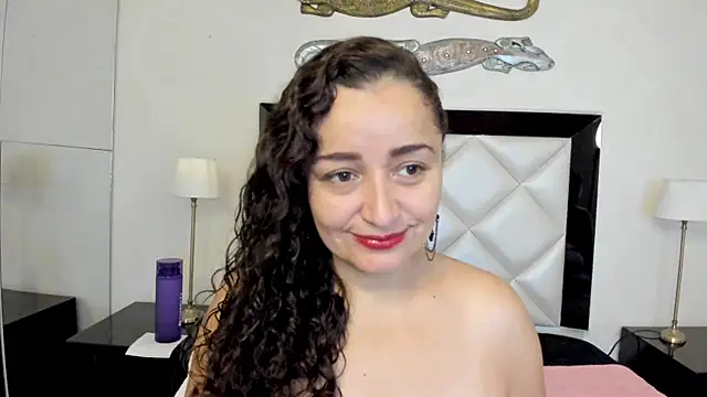  luna  sweet  online show from February 2025 03:34:02 AM