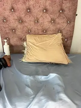 LUISA SEXY  online show from February 2026 03:39:01 AM