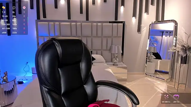 AmberLewis  online show from November 2025 03:07:01 AM