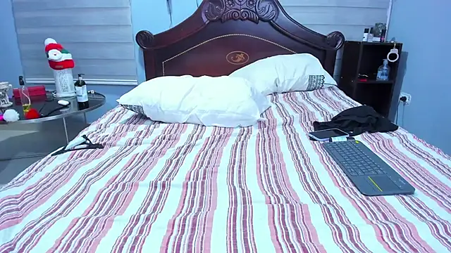 bella-black online show from January 2025 03:11:02 AM