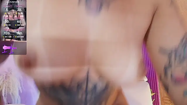 ABRILFACCINI online show from February 2025 04:59:02 PM