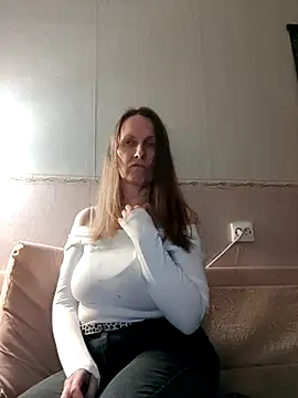 Evelina cute online show from February 2025 04:53:02 PM