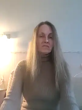 Evelina cute online show from September 2025 03:45:01 PM