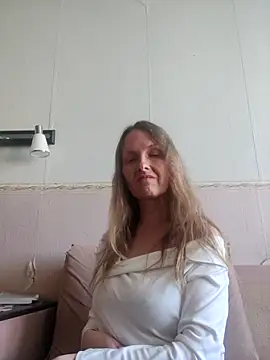 Evelina cute online show from October 2025 10:10:02 AM