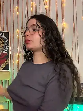 Antoniart  online show from January 2025 02:43:02 AM