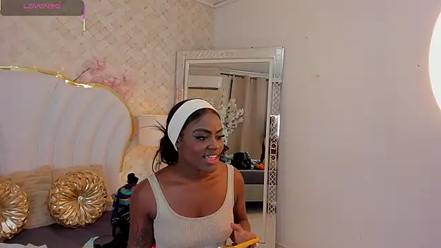 IsabellaBromsS online show from September 2025 08:43:01 PM