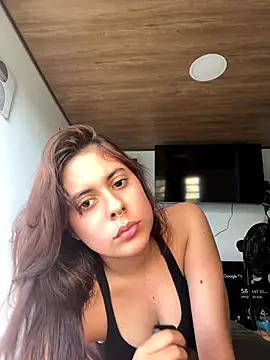 Snapshot of little_isabela1 chatting on November 2025 07:03:03 PM little isabela1 online show from November 2025 07:03:03 PM