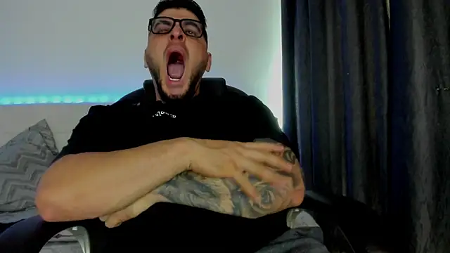 Snapshot of Teilor_Creed chatting on February 2026 09:20:02 PM Teilor Creed online show from February 2026 09:20:02 PM