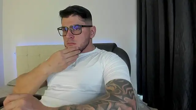 Snapshot of Teilor_Creed chatting on February 2026 09:22:01 PM Teilor Creed online show from February 2026 09:22:01 PM