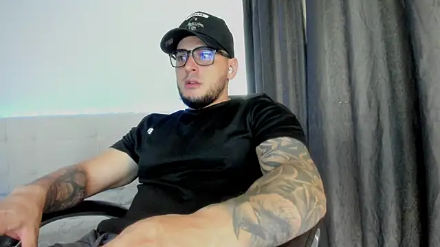 Snapshot of Teilor_Creed chatting on February 2026 07:20:02 PM Teilor Creed online show from February 2026 07:20:02 PM