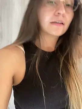 HelennaMoon  online show from December 2024 08:27:01 PM