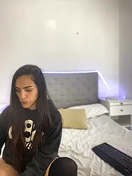 alessandra-a online show from December 2024 03:20:01 AM