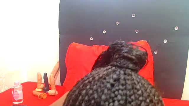 VANESAAMBER23 online show from March 2025 03:40:01 AM