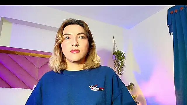 TomLondon  online show from September 2025 11:36:02 AM