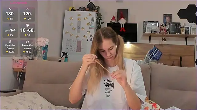 Girl alone home online show from January 2026 03:56:01 AM