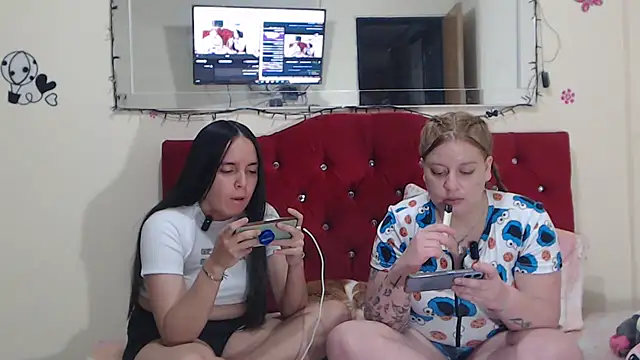 Snapshot of Lola_barbara chatting on January 2025 03:58:01 AM Lola barbara online show from January 2025 03:58:01 AM