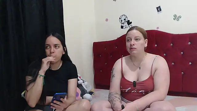 Snapshot of Lola_barbara chatting on January 2025 10:33:01 PM Lola barbara online show from January 2025 10:33:01 PM