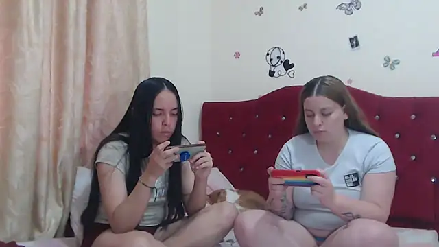 Snapshot of Lola_barbara chatting on February 2025 09:32:01 PM Lola barbara online show from February 2025 09:32:01 PM