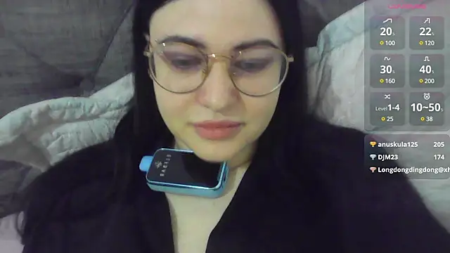 German Eva online show from February 2025 09:00:01 PM