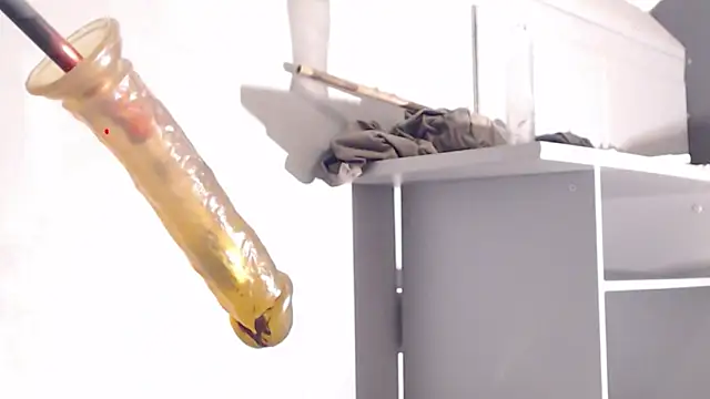 Snapshot of Bigtoyaddict chatting on November 2025 04:11:01 AM Bigtoyaddict online show from November 2025 04:11:01 AM