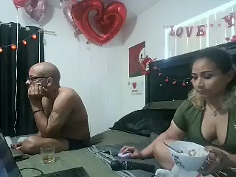 MrAndMrsCrook online show from February 2025 07:53:01 PM