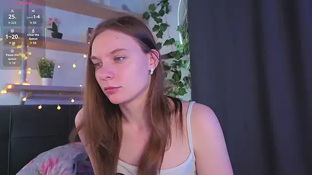 NaokoStifel online show from April 2026 01:03:01 AM