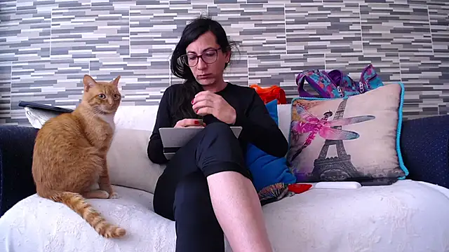 VioletaGomezCo online show from November 2025 02:44:01 PM