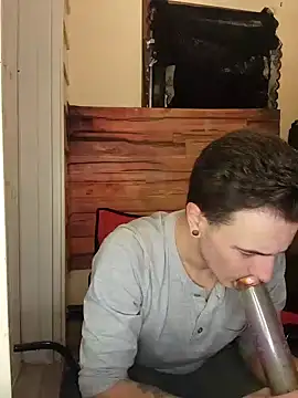 Snapshot of L0ST_BOi chatting on December 2024 11:13:02 PM L0ST BOi online show from December 2024 11:13:02 PM