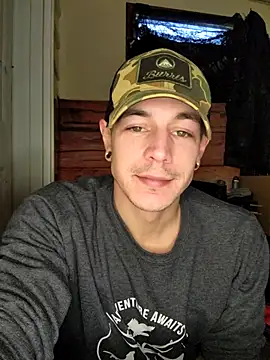 Snapshot of L0ST_BOi chatting on December 2024 09:24:01 PM L0ST BOi online show from December 2024 09:24:01 PM