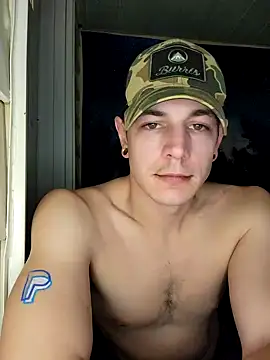 Snapshot of L0ST_BOi chatting on December 2024 04:15:02 AM L0ST BOi online show from December 2024 04:15:02 AM