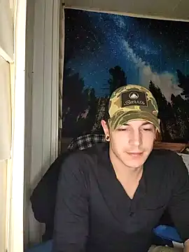 Snapshot of L0ST_BOi chatting on December 2024 01:15:02 AM L0ST BOi online show from December 2024 01:15:02 AM