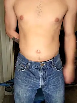 Snapshot of L0ST_BOi chatting on January 2025 01:05:02 AM L0ST BOi online show from January 2025 01:05:02 AM