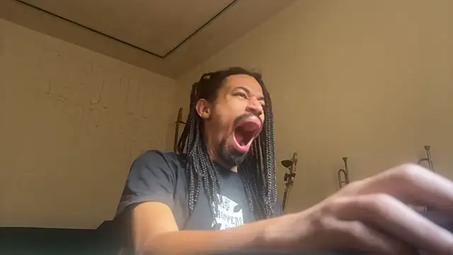 hotcamboy420 online show from November 2025 03:58:02 PM