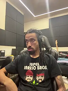 hotcamboy420 online show from January 2026 05:22:02 AM