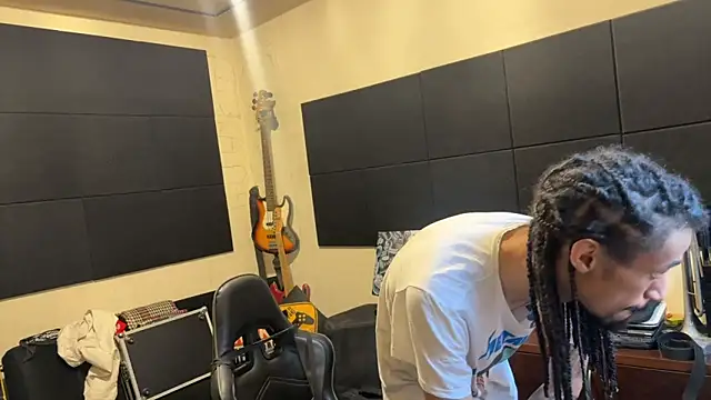 hotcamboy420 online show from March 2026 08:14:01 PM