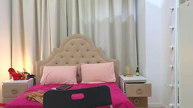 HairyLola online show from March 2025 11:44:02 AM