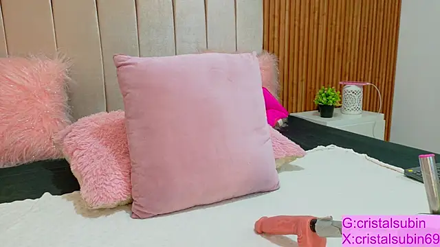 cristal subin69 online show from November 2025 12:15:01 PM